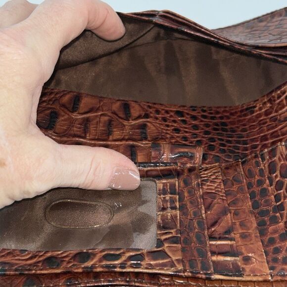 Brahmin Melbourne Wallet Embossed Brown Leather - Picture 15 of 16